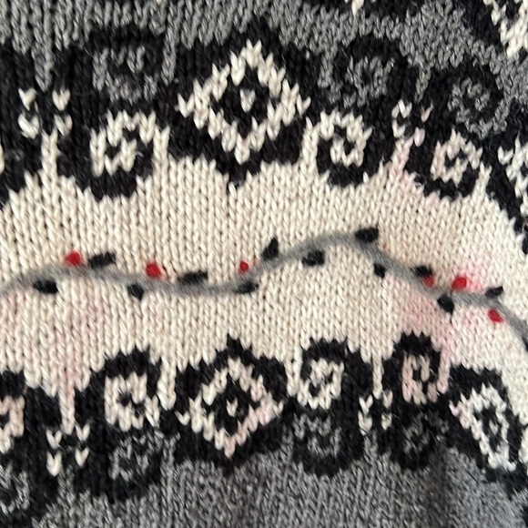 Talbots Hand Knit Sweater, Christmas, SZ M, PTP 19”, L 23”, Beautiful Sweater - Picture 9 of 13